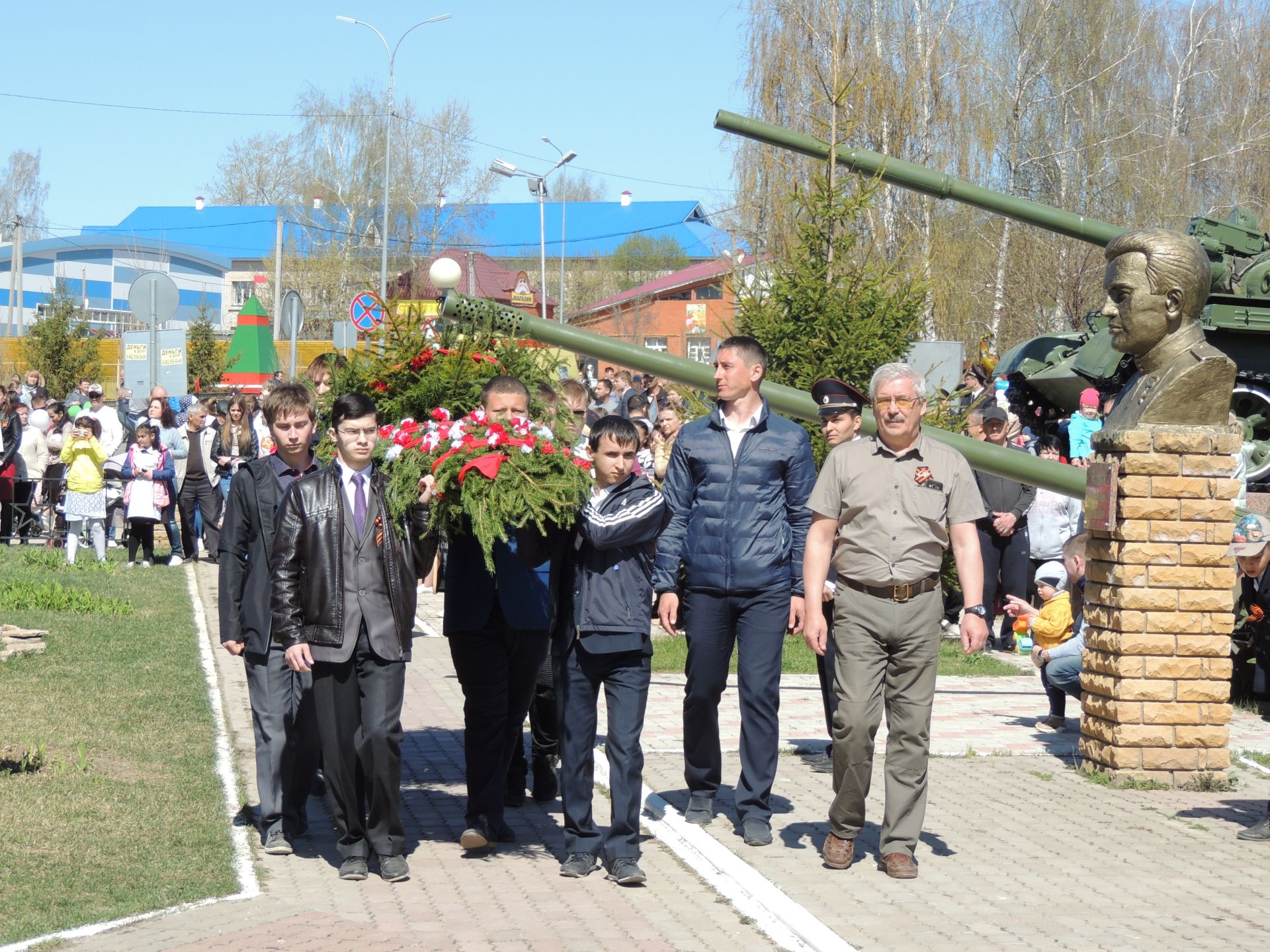 Питрәч районында Бөек Җиңүнең 73 еллыгына багышланган парад үтте