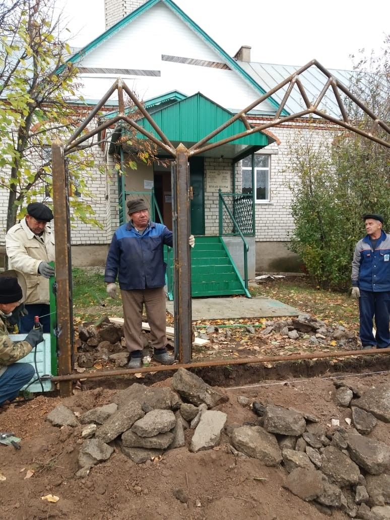 Жители Коня продолжают благоустраивать свое село