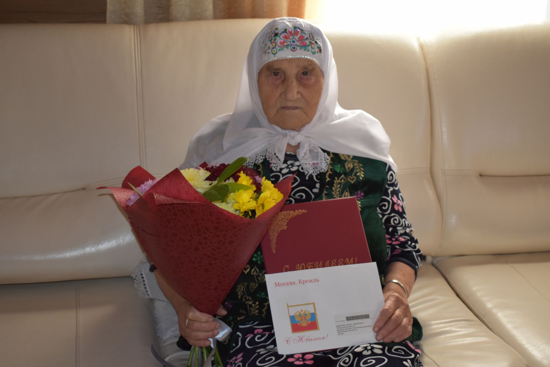 Күн авылында гомер итүче 90 яшьлек юбилеен билгеләп үтте