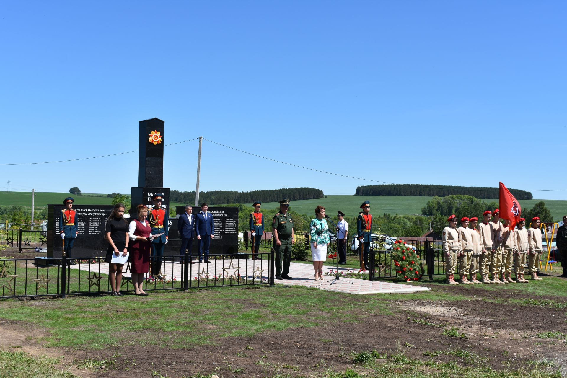 В деревне Салкын Чишма открыли памятник в честь односельчан – участников войны