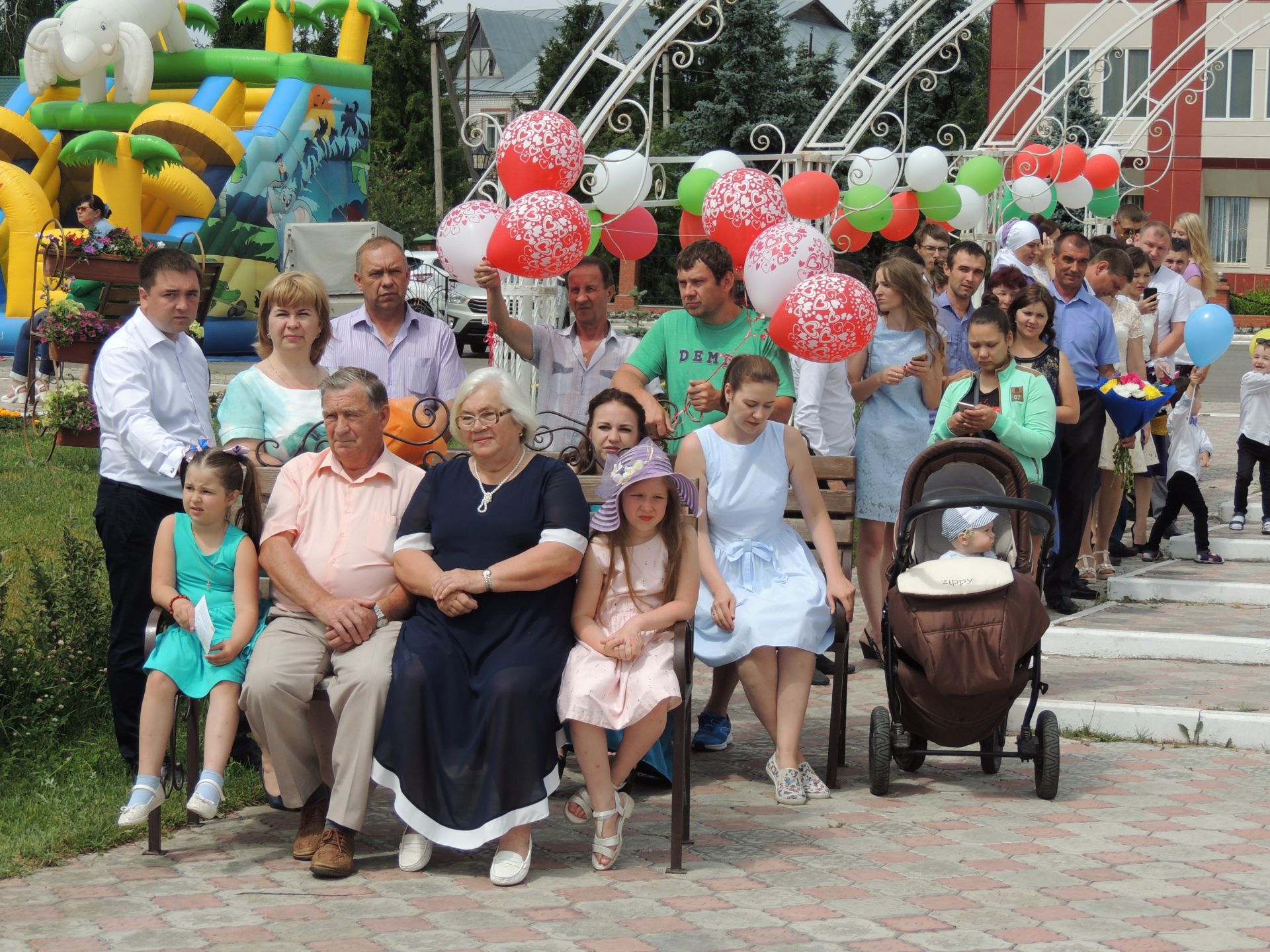День любви, семьи и верности в парке Молодоженов в Пестрецах