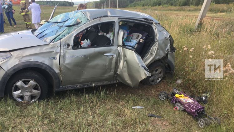 В Пестречинском районе водитель из Магнитогорска уснул за рулем и вылетел с трассы