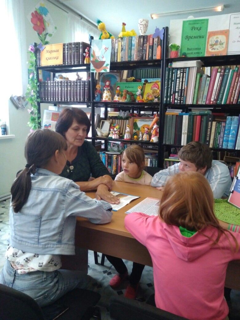 В Кулаевской сельской библиотеке проводят различные мероприятия
