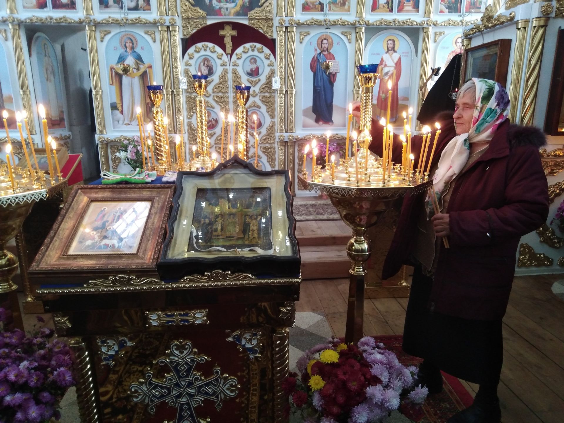 Православные Пестречинского района отметили Покро́в Пресвято́й Богоро́дицы праздничной литургией