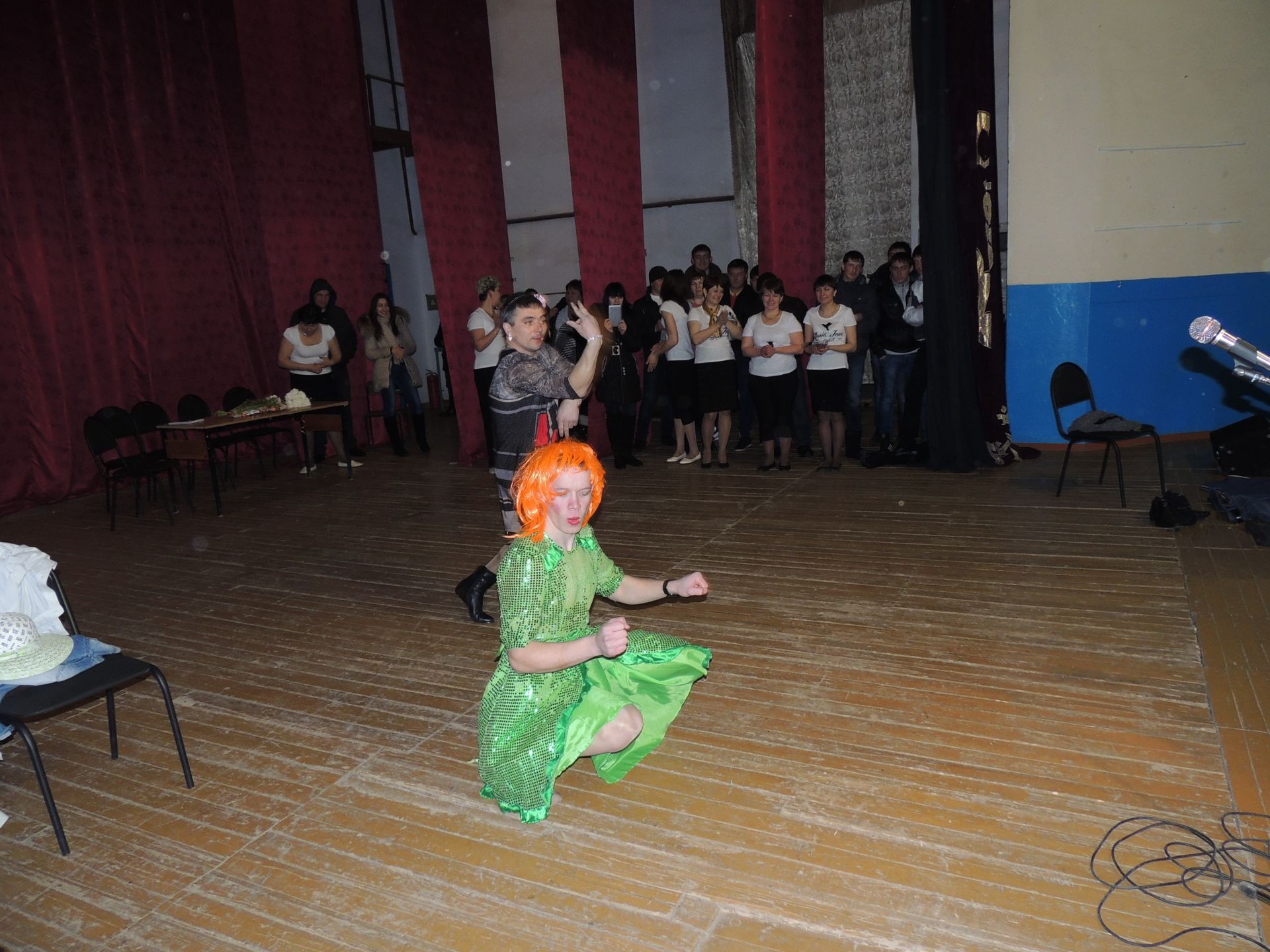 2013 год: в Шалях встретились две команды на конкурсе «А ну-ка девушки!»