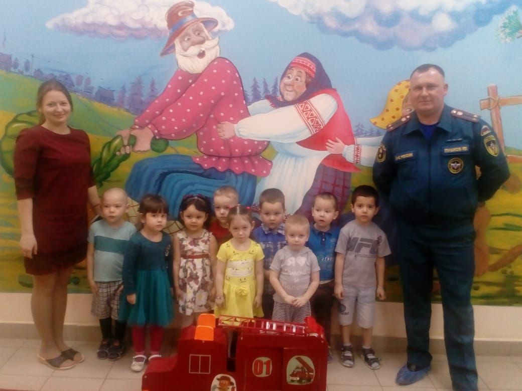 В пестречинском детском саду прошли пожарные учения
