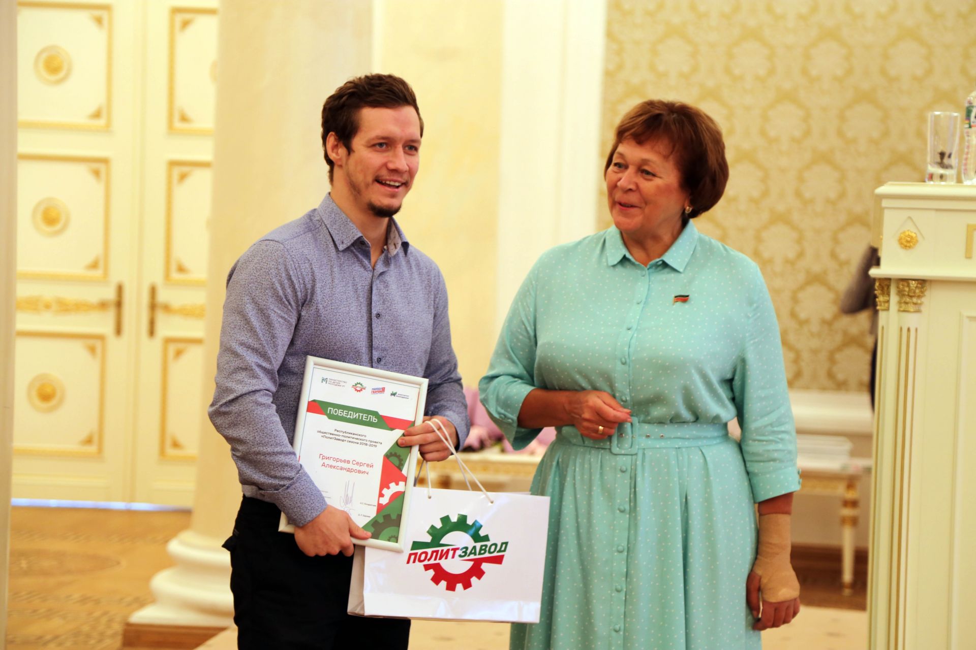 Фарид Мухаметшин встретился с финалистами республиканского проекта «ПолитЗавод»