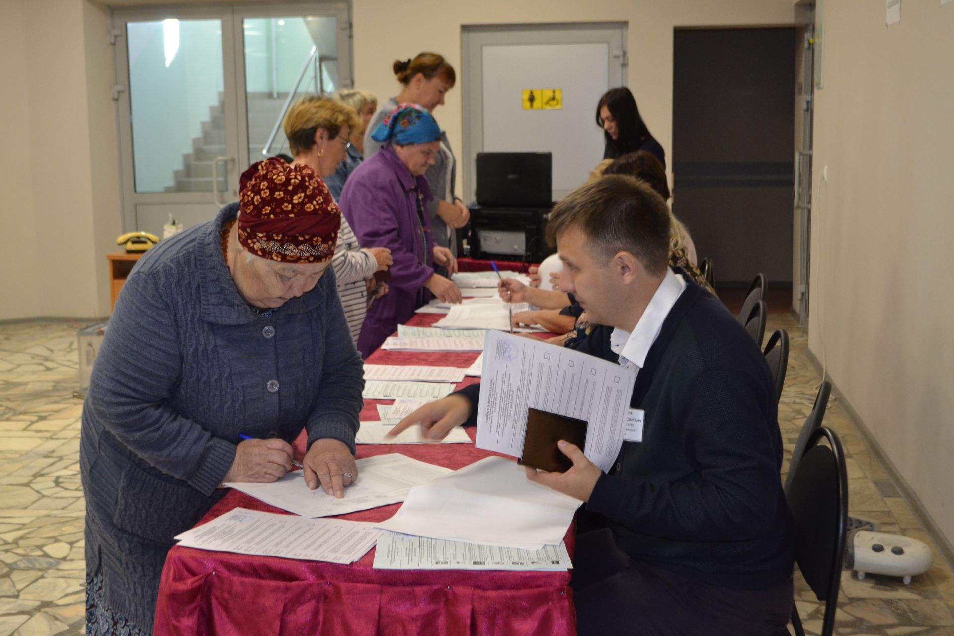 Глава Пестречинского района принял участие в голосовании