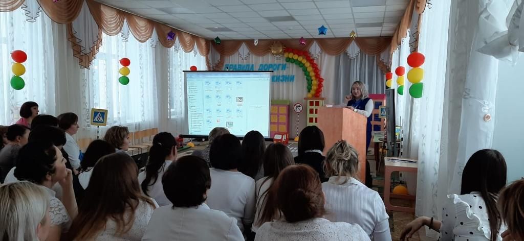 В Пестречинском детском саду «Колокольчик» прошел семинар по обучению детей ПДД