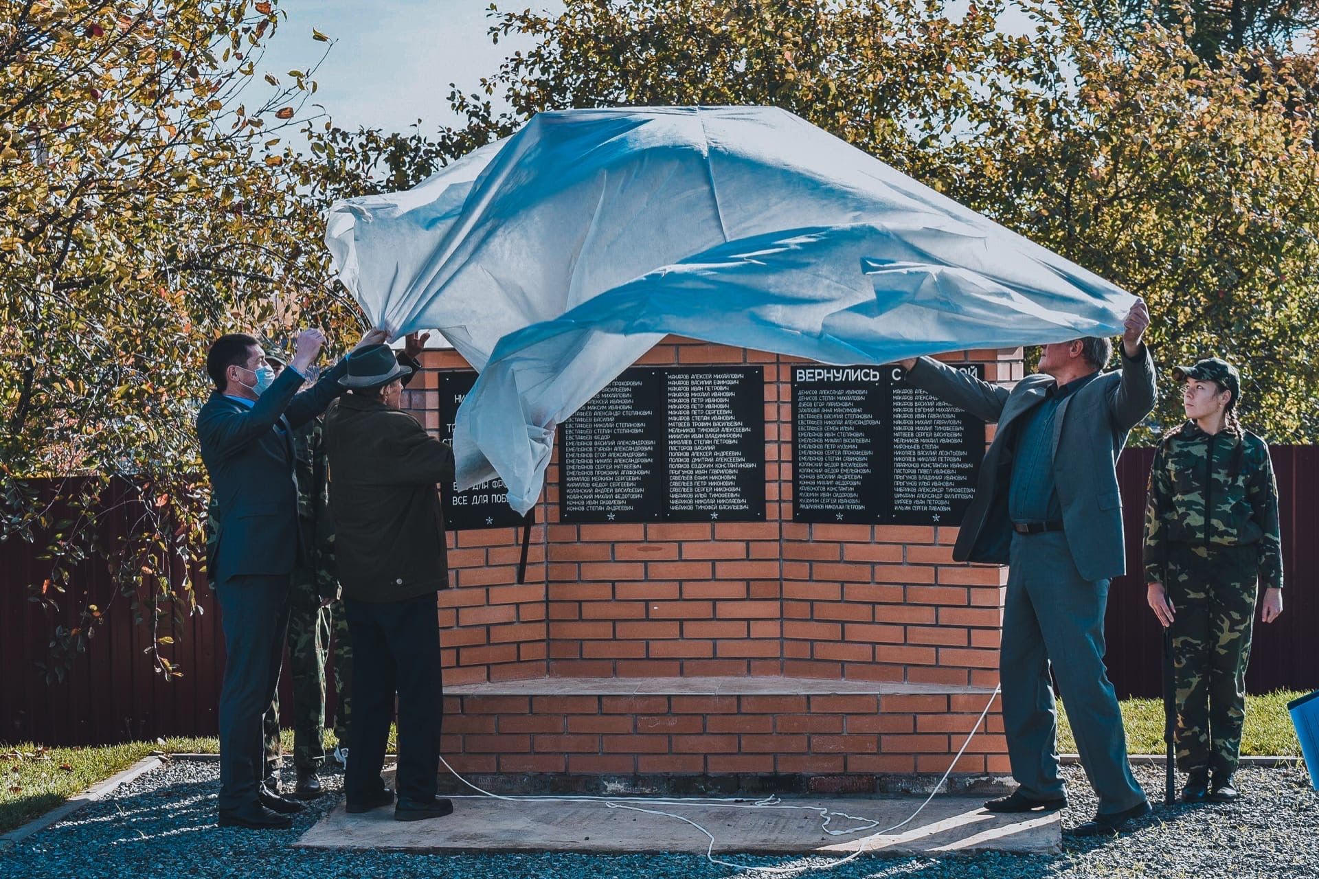 В Новом Шигалеево торжественно открыли мемориал героям-землякам