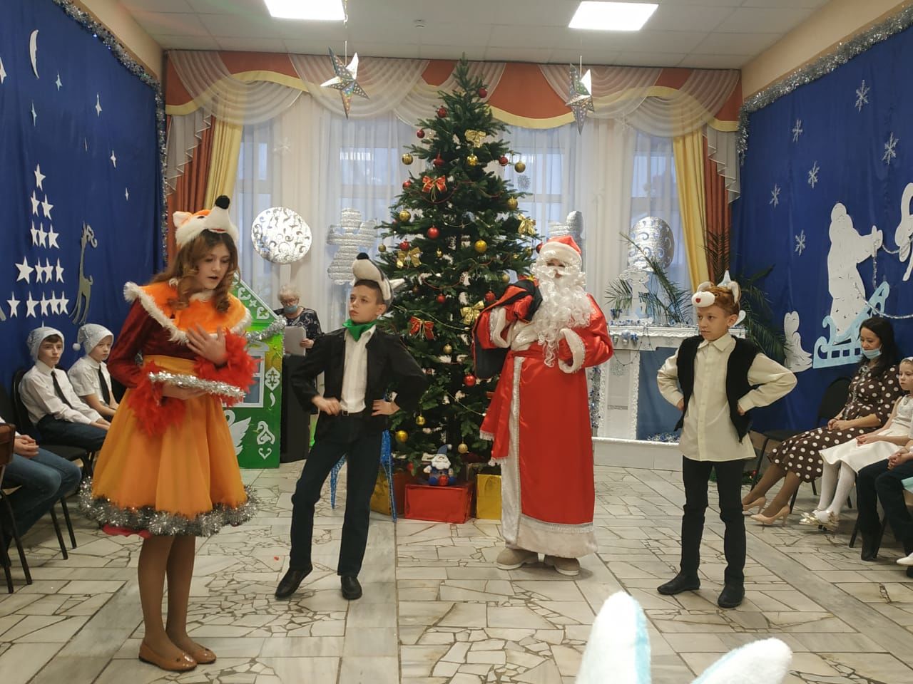 В социальном приюте "Шатлык" прошла традиционная новогодняя ёлка