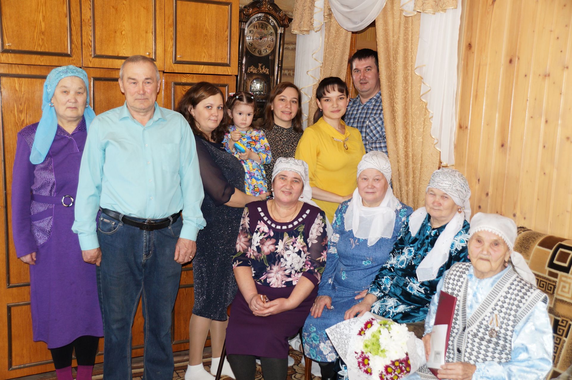 Свое 90-летие отпраздновала жительница села Шали Фирая Абдуллина