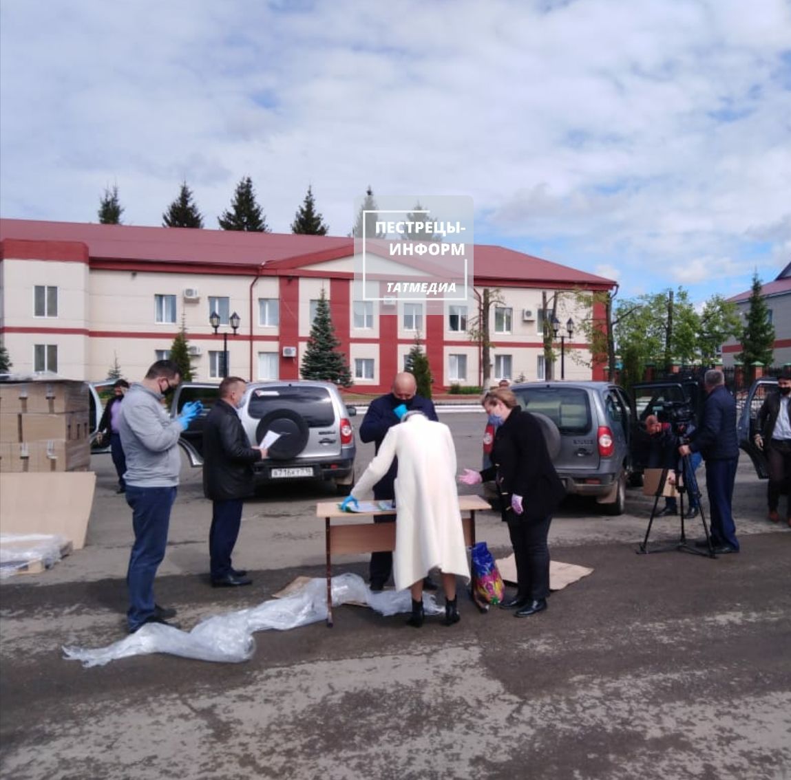 В Пестречинский район доставили вторую партию продуктовых наборов в рамках акции «Помощь рядом»