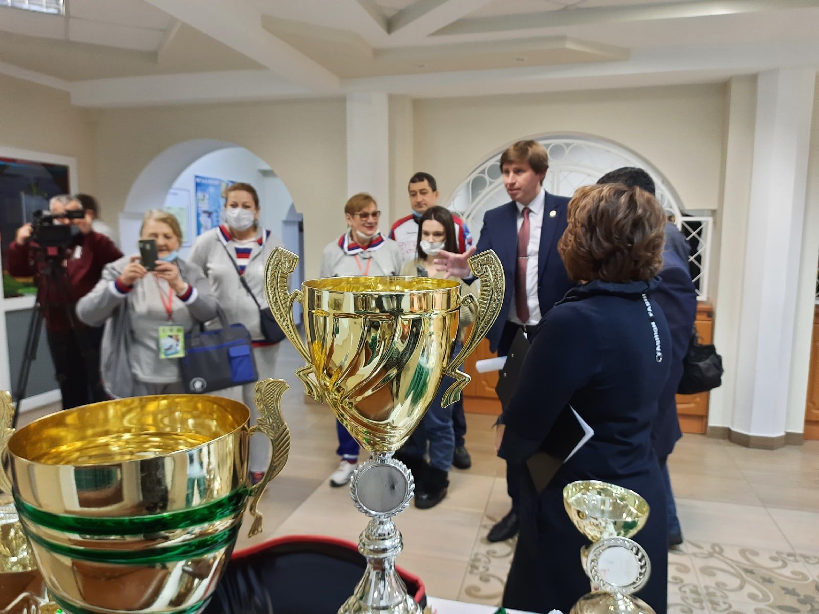 Питрәчтә Олимпия чемпионнарын каршы алдылар.