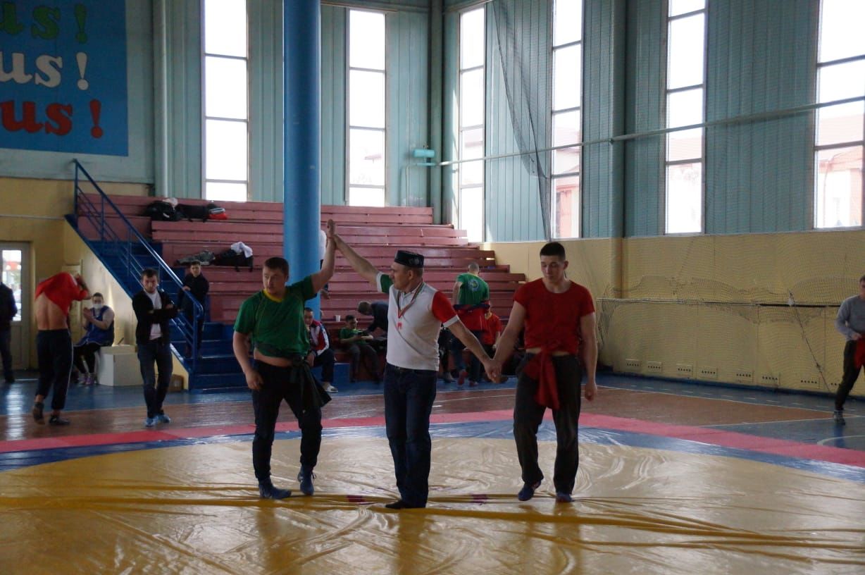 В Пестрецах прошёл 22-ой лично-командный турнир по борьбе "Корэш"
