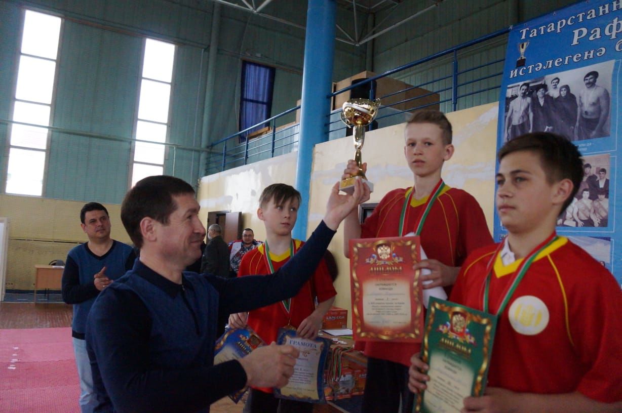 В Пестрецах прошёл 22-ой лично-командный турнир по борьбе "Корэш"