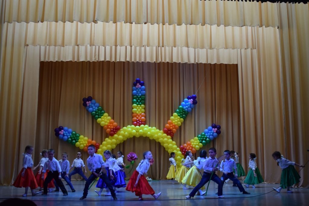 Шәле мәдәният йортында “Тургай” балалар бакчасында тәрбияләнүчеләр концерт куйды