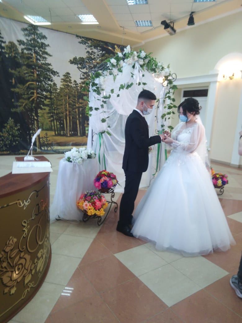 В Пестрецах зарегистрировала свой брак интернациональная семья