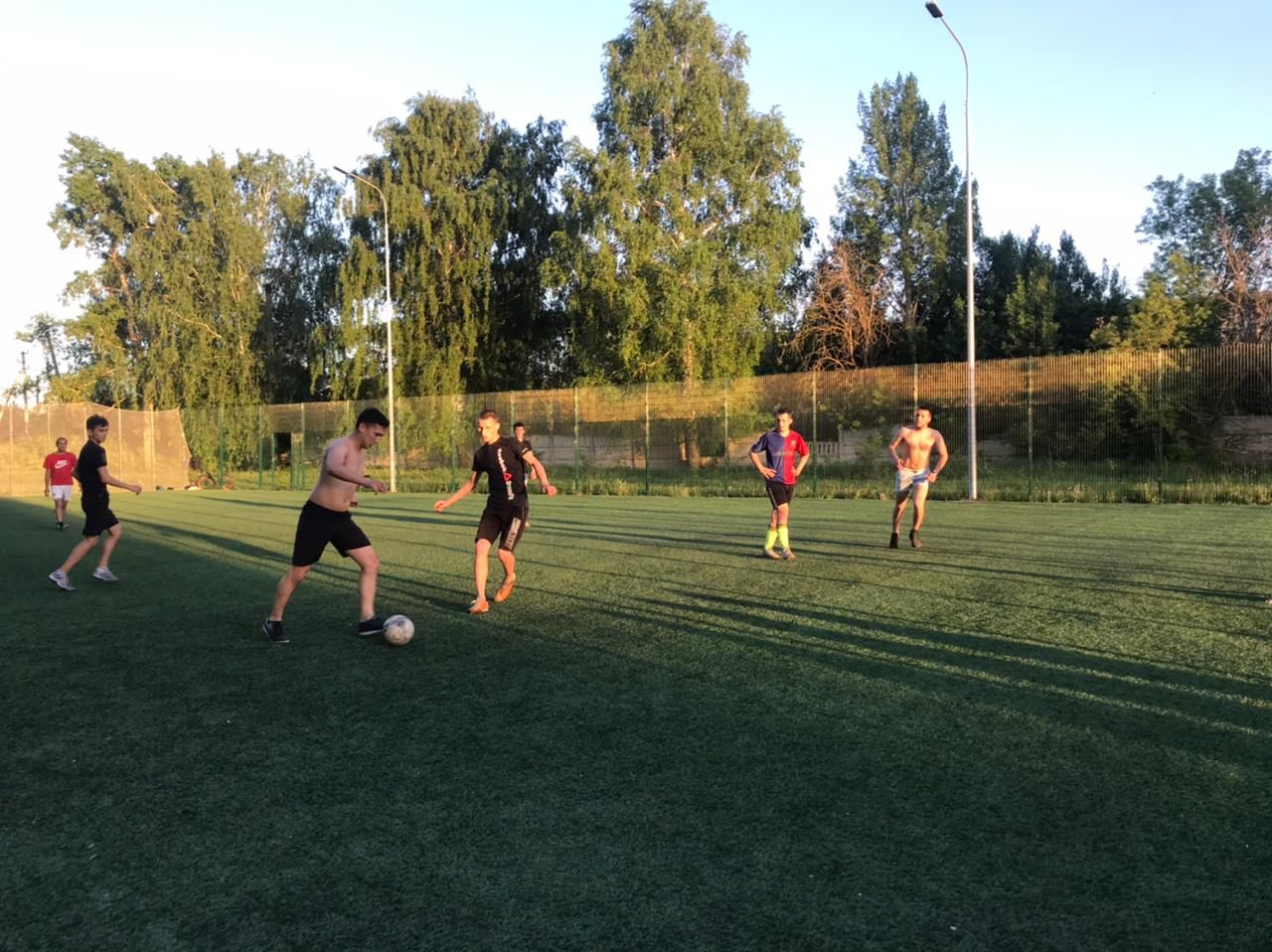 В селе Ленино Кокушкино состоялась товарищеская игра по мини-футболу