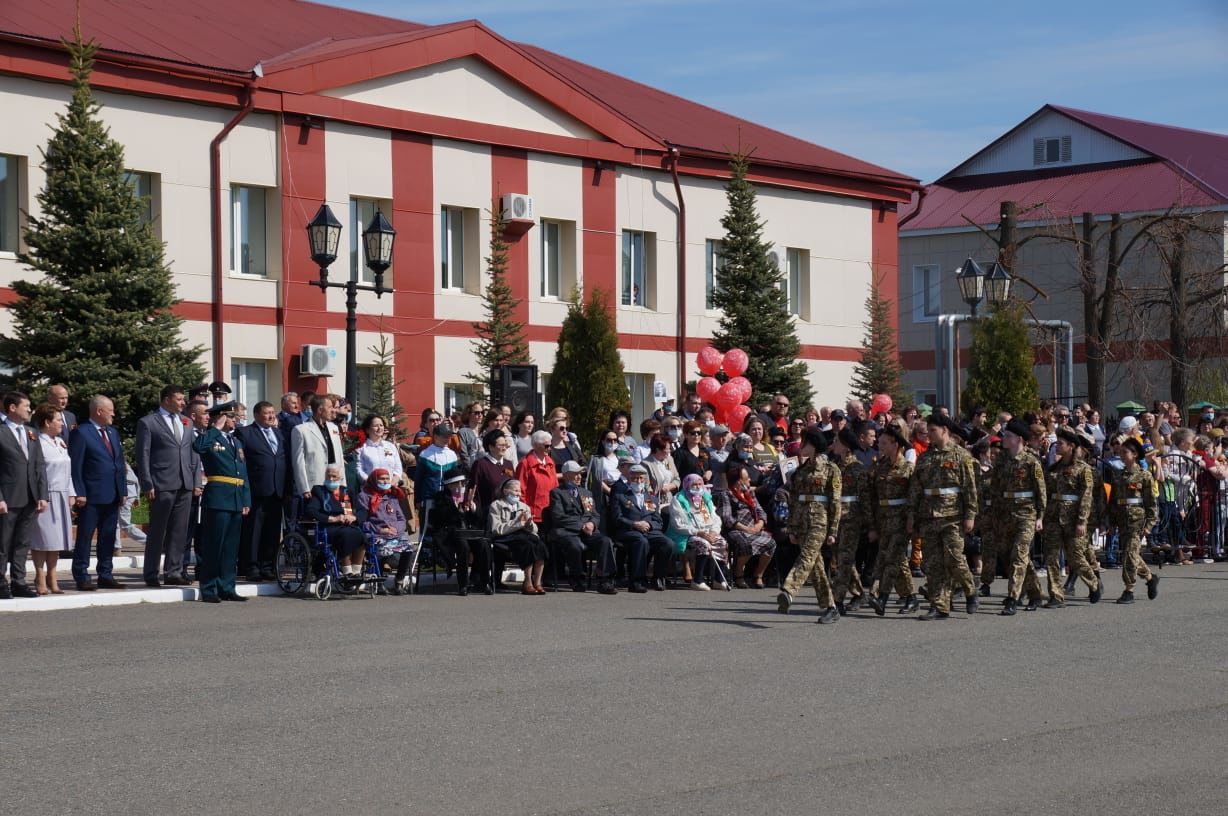 В селе Пестрецы прошел парад в честь Дня Победы