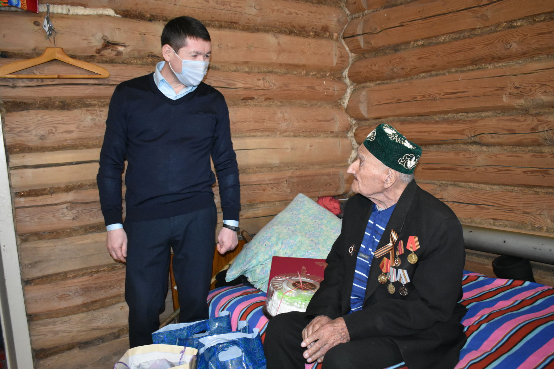 Ветерану войны из села Шали исполнилось 98 лет