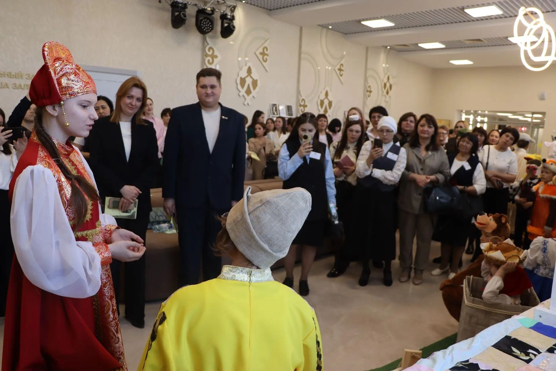 Питрәч районының һәр мәктәбендә театр түгәрәге эшли