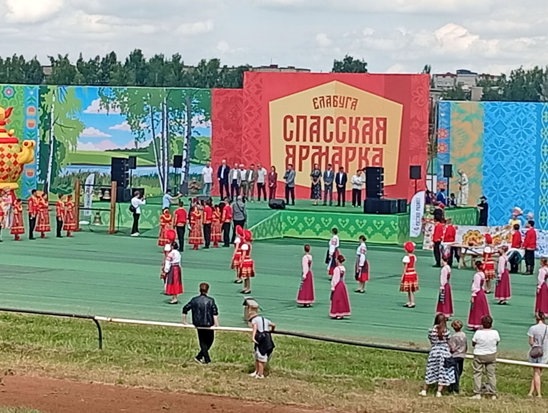 Пестречинские волонтеры посетили Спасскую ярмарку