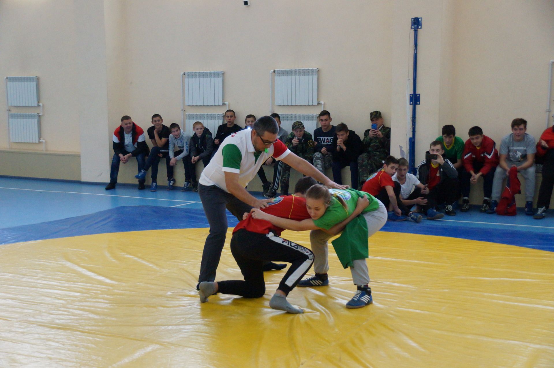 В Шалях прошел восьмой открытый турнир по борьбе «Корэш»