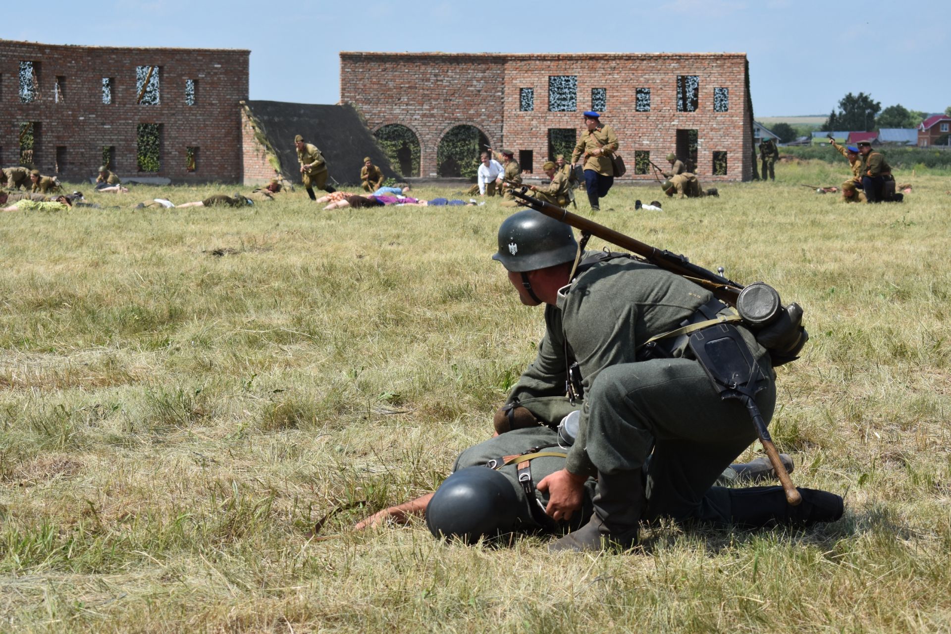 Участники фестиваля стали свидетелями отражения атаки на Брестскую крепость