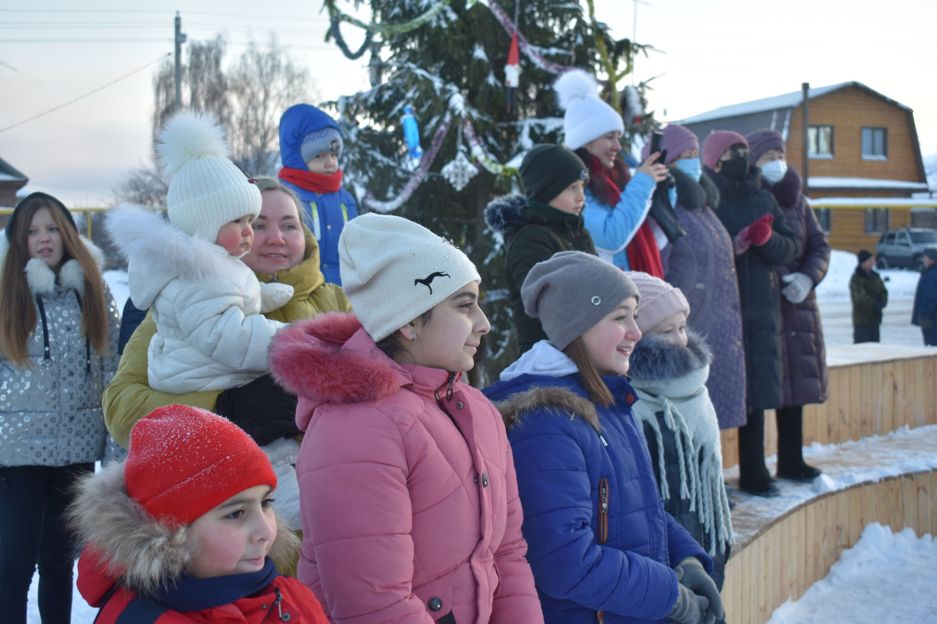 В селах Богородское и Шали торжественно открыли детскую площадку