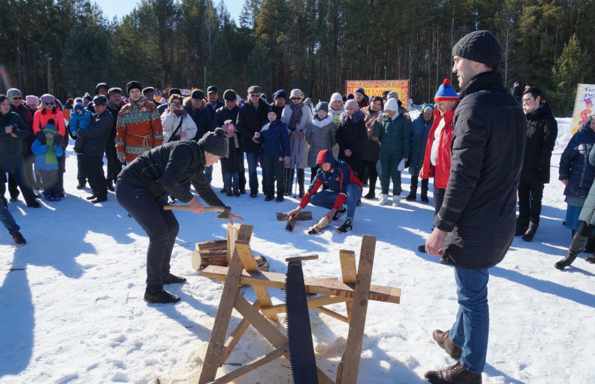 Фоторепортаж "Широкой Масленицы" в Пестрецах