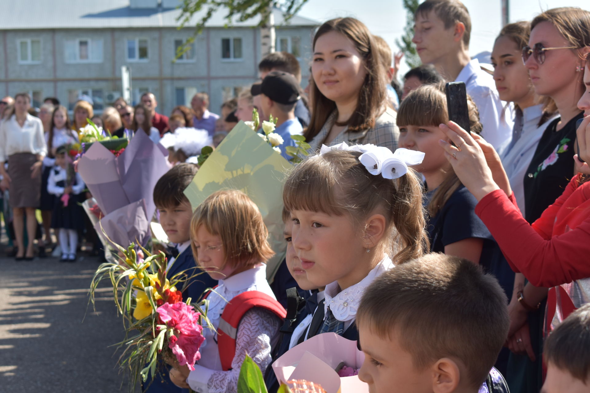 В школах района прошли торжественные линейки ко Дню знаний