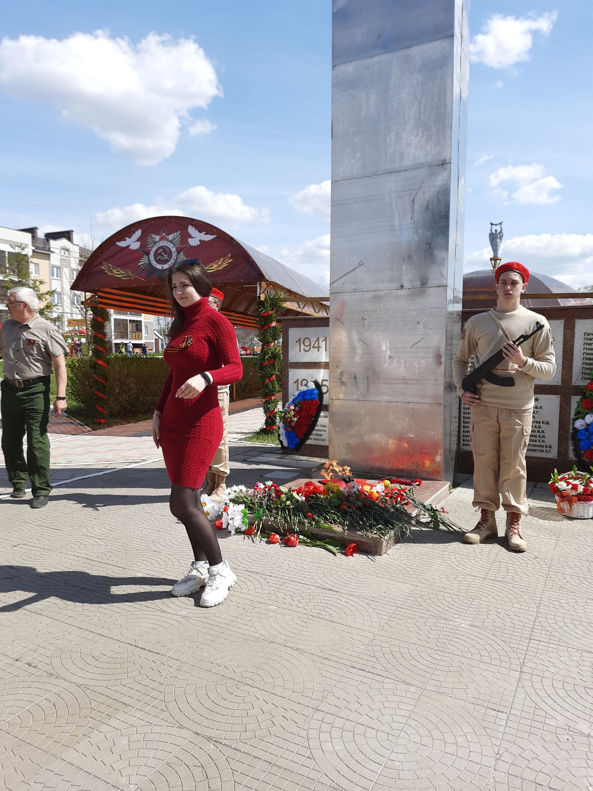 В Пестрецах прошел праздничный парад ко Дню Победы