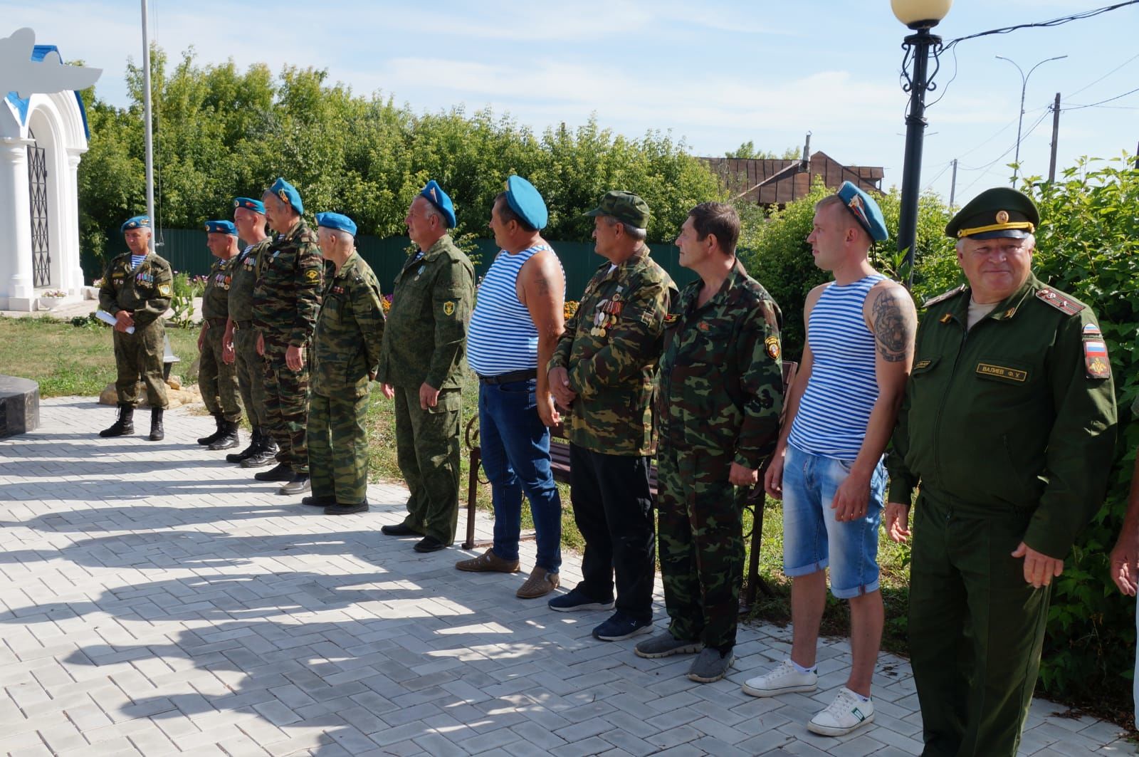В Пестрецах прошел митинг, посвященный Дню воздушно-десантных войск