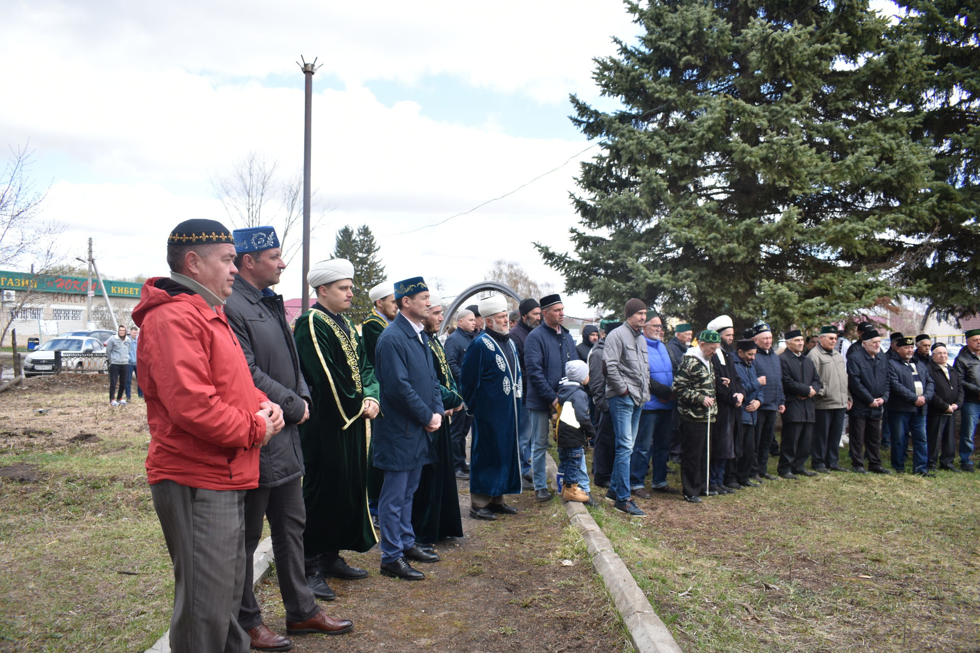 На мечеть «Сафар» в селе Богородское водружен полумесяц