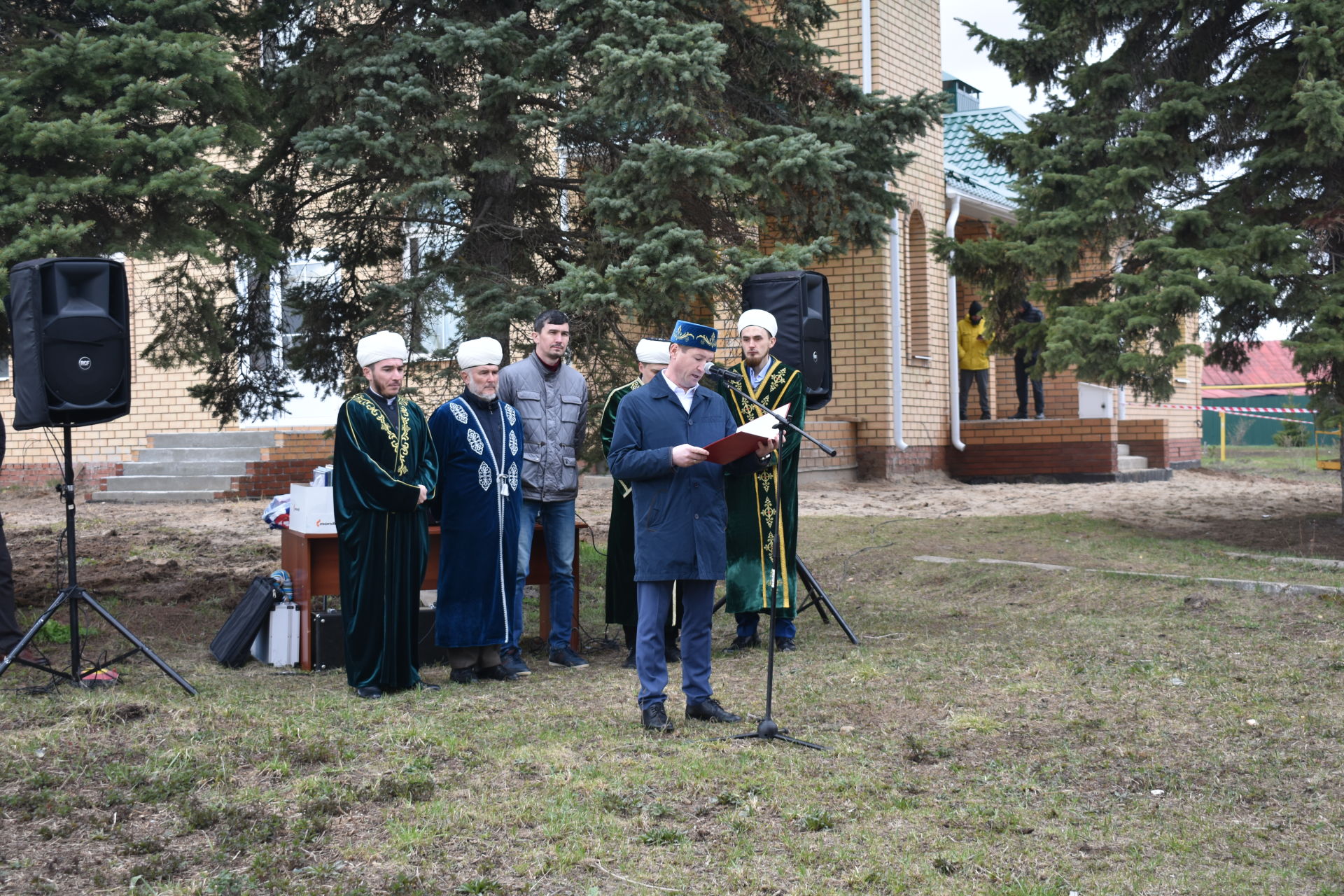 На мечеть «Сафар» в селе Богородское водружен полумесяц