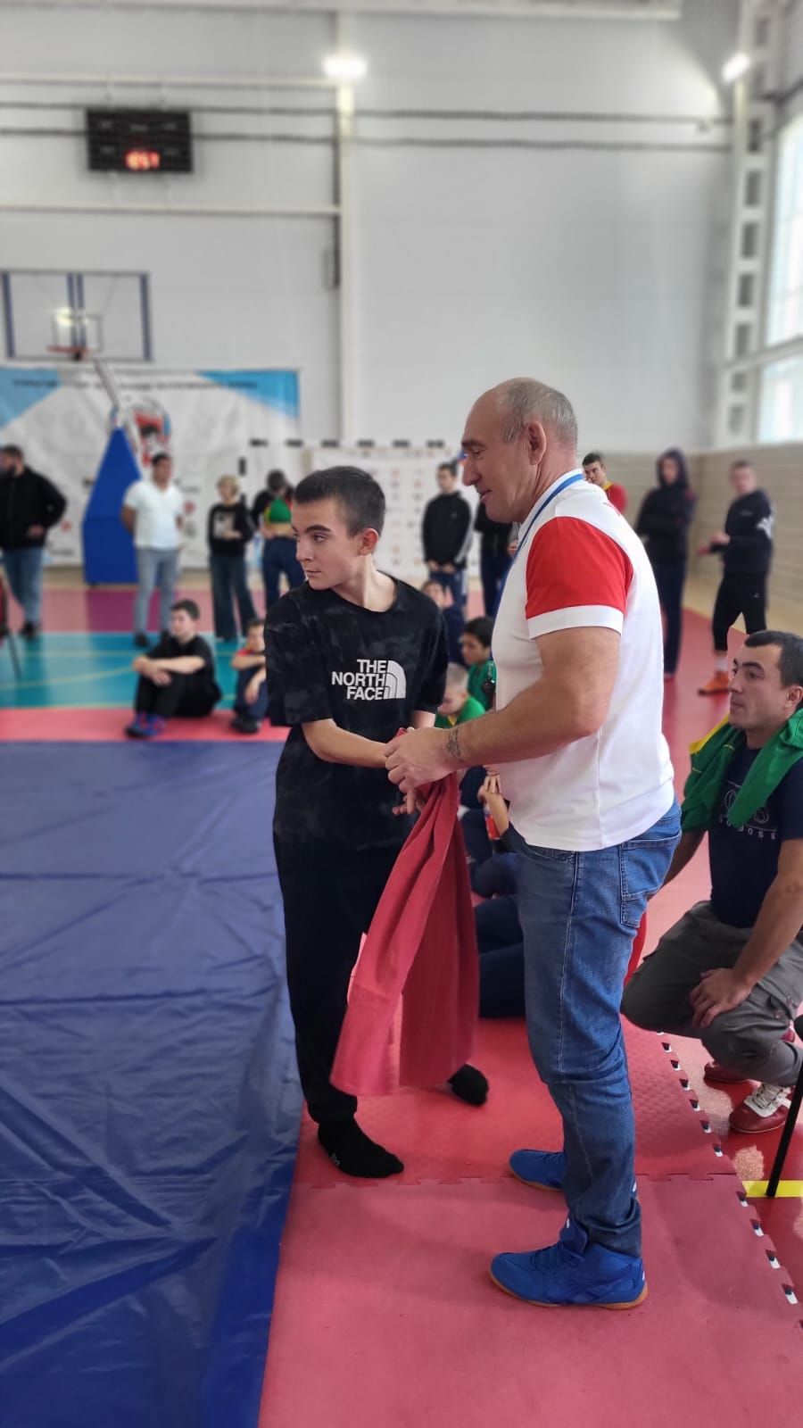 Турнир по национальной борьбе
