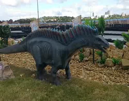 В Казани открылся самый большой парк динозавров