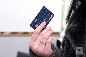 В каких случаях банки могут заблокировать карты