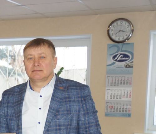 Руководителя центра Росгосстрах Геннадия Любова поздравляем с юбилеем!