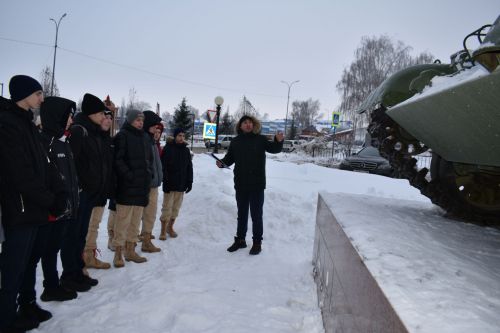 Пестречинских детей познакомили с военной техникой