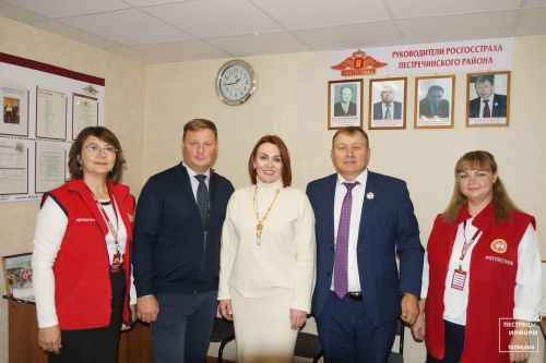 Пестречинские страховщики отмечают сегодня профессиональный праздник