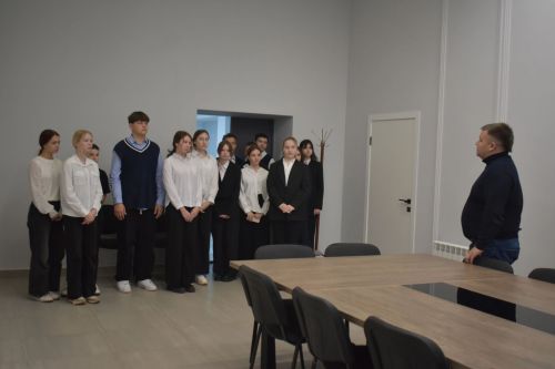 Питрәч укучыларына көн саен үз өстеңдә эшләү генә уңышка китерәчәк дип сөйләделәр