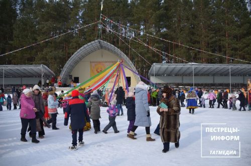 В Пестрецах в сосновом бору отметили Масленицу