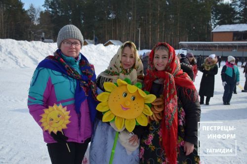 В Пестрецах в сосновом бору отметили Масленицу