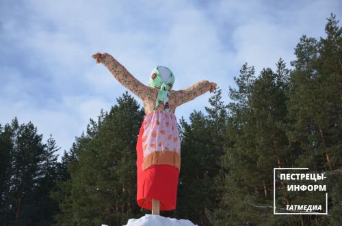 В Пестрецах в сосновом бору отметили Масленицу