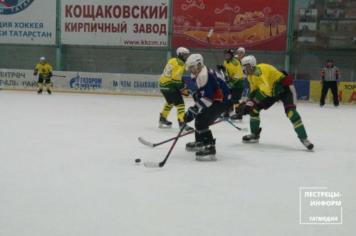 На пестречинском льду вновь разгромная победа