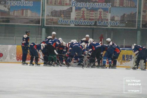 На пестречинском льду вновь разгромная победа