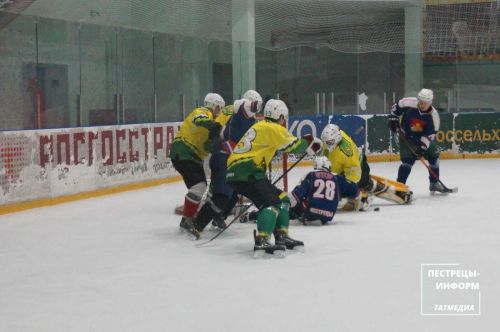 На пестречинском льду вновь разгромная победа