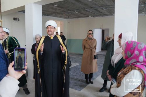 Председатель ДУМ РФ Равиль хазрат Гайнутдин посетил мечеть в селе Пестрецы